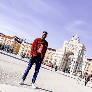 Meet your Posher, Khaleal